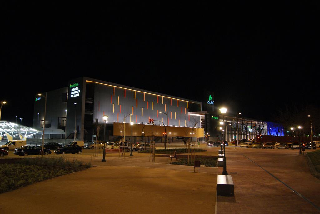 Apartamentos La Estacion M&S Albacete Bilik gambar
