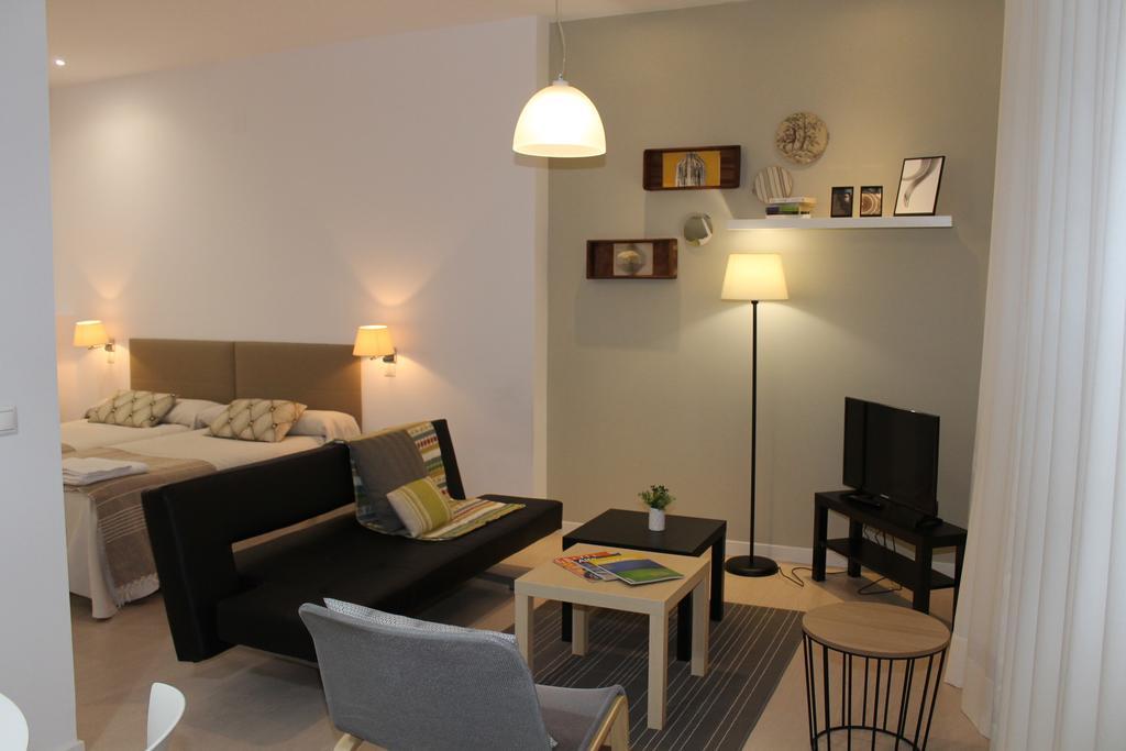 Apartamentos La Estacion M&S Albacete Bilik gambar